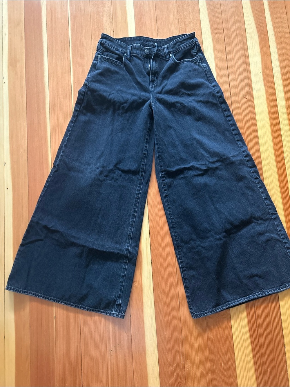 American Eagle Outfitters Black Wide-Leg High-Rise Jeans